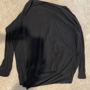 lululemon Back in Action Black Long Sleeve Top